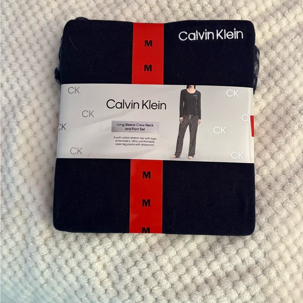 Calvin Klein Gray Heart Print Pajama Set